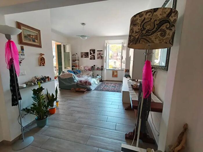 Appartamento con 5 locali in vendita in Piero Donnini, Livorno