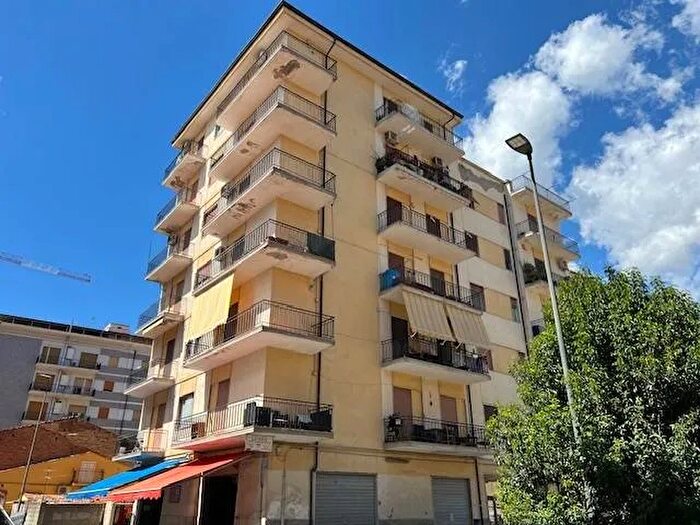 Appartamento trilocale in vendita in Cosenza