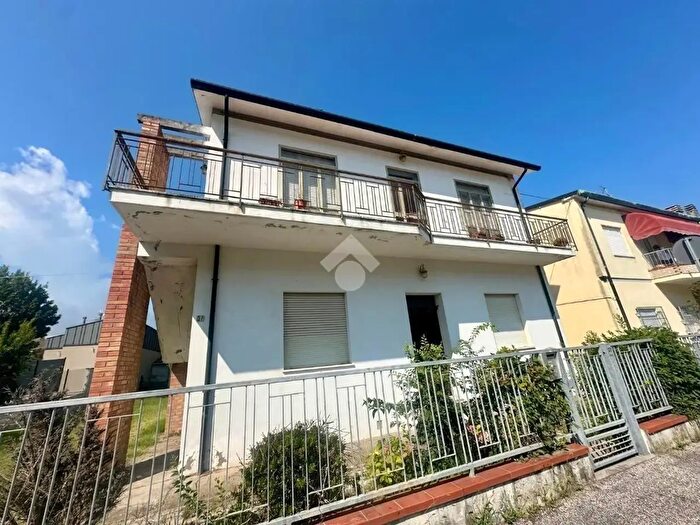Casa con 5 locali in vendita in Via Maggio, Ravenna