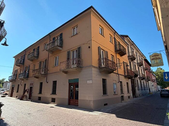 Appartamento bilocale in affitto in Via San Benigno, Regio Parco, Torino