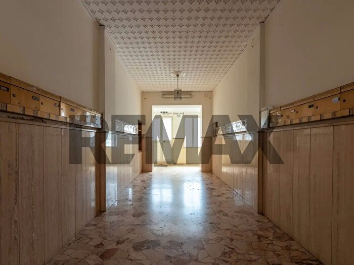 Appartamento con 7 locali in vendita in Via Pentapoli, Priolo Gargallo