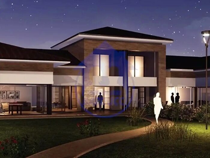 Casa con 15 locali in vendita in Via Cesenatico, Cesenatico