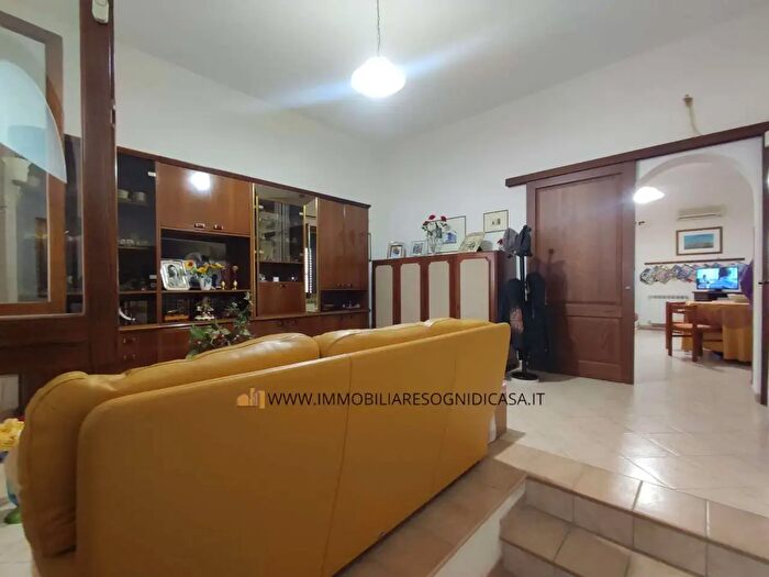 Casa con 8 locali in vendita in Mazara Del Vallo