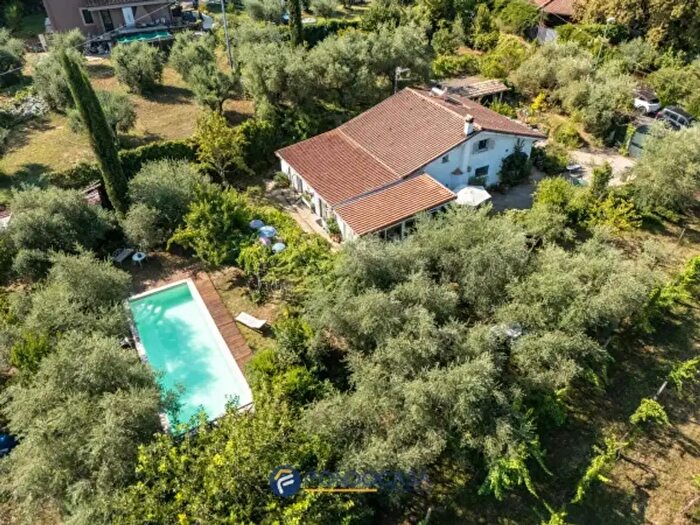 Casa con 6 locali in vendita in Via Santa Maria in Fronte, Zagarolo