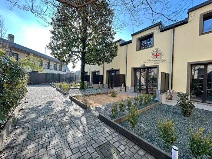 Appartamento trilocale in vendita in Via Padova, Milano