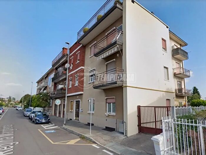 Appartamento bilocale in vendita in Via Regina Margherita, Cerro Maggiore