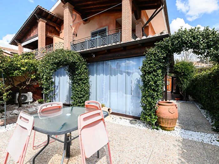 Appartamento trilocale in vendita in Albano Laziale