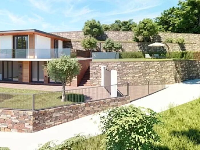 Casa con 6 locali in vendita in Strada Privata SottochiesaMoglio, Alassio