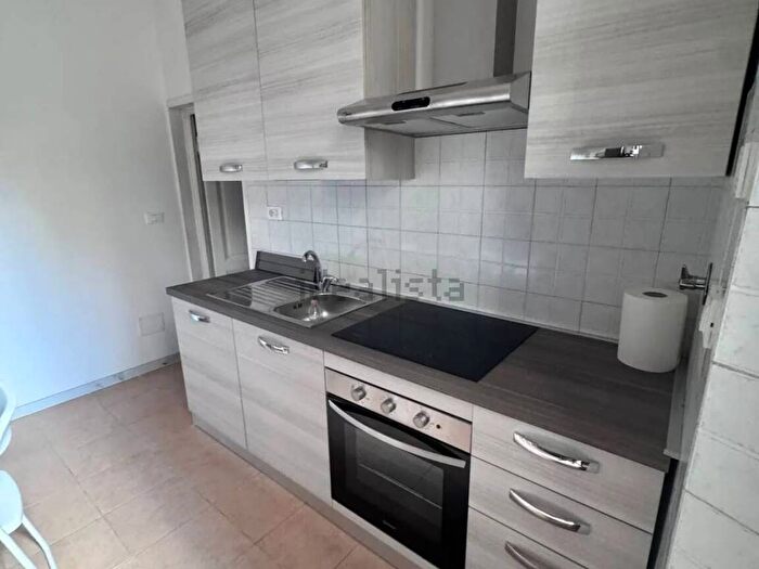 Appartamento con 5 locali in affitto in Via Giuseppe Saverio Mercadante, Porta al Prato San Jacopino, Firenze