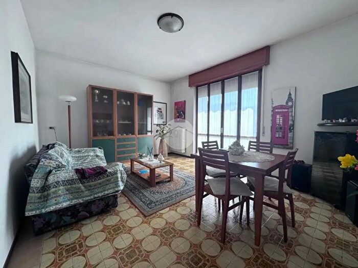 Appartamento trilocale in vendita in Via Giuseppe Verdi, Montello