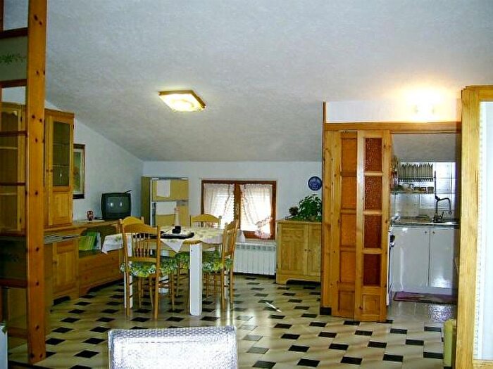 Appartamento quadrilocale in vendita in Piazza Matteotti, Maiolati Spontini