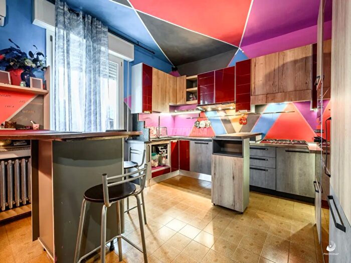 Casa con 5 locali in vendita in Corso Martiri, Castelfranco Emilia