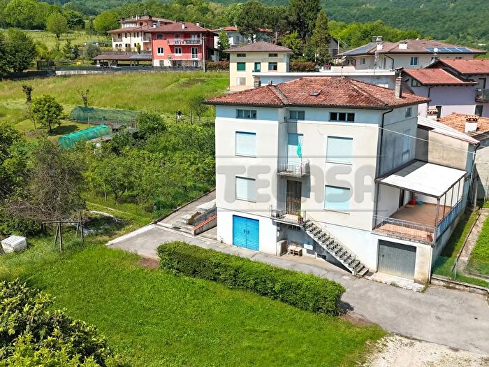 Appartamento con 6 locali in vendita in Valdagno