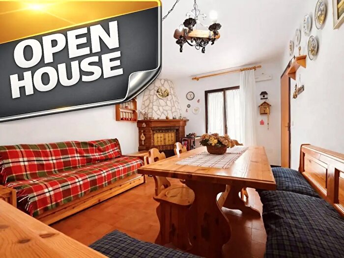 Appartamento trilocale in vendita in Contrà Tezza, Tonezza Del Cimone