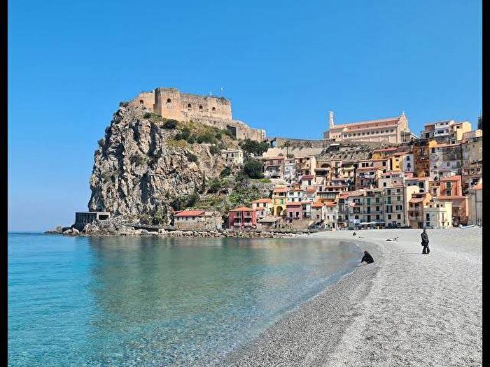 Appartamento bilocale in affitto in Traversa Lungomare, Catona Villa San Giuseppe, Reggio Calabria