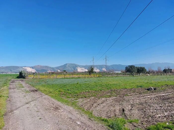 Casa in vendita in Strada Provinciale Quaranta Moggia, Brusciano