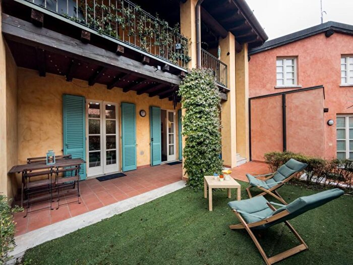 Appartamento trilocale in affitto in Via dei Lauri, Centro, San Felice del Benaco