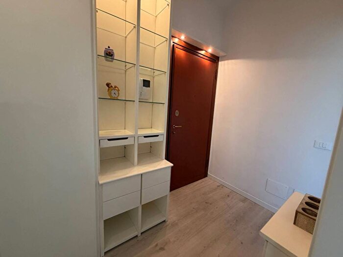 Appartamento bilocale in affitto in Via Beldiletto, Famagosta, Milano