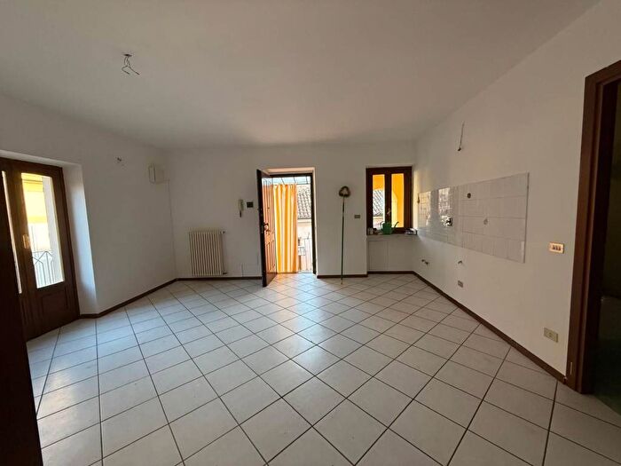 Appartamento trilocale in affitto in Via Cesare Balbo, Centro Storico, Asti