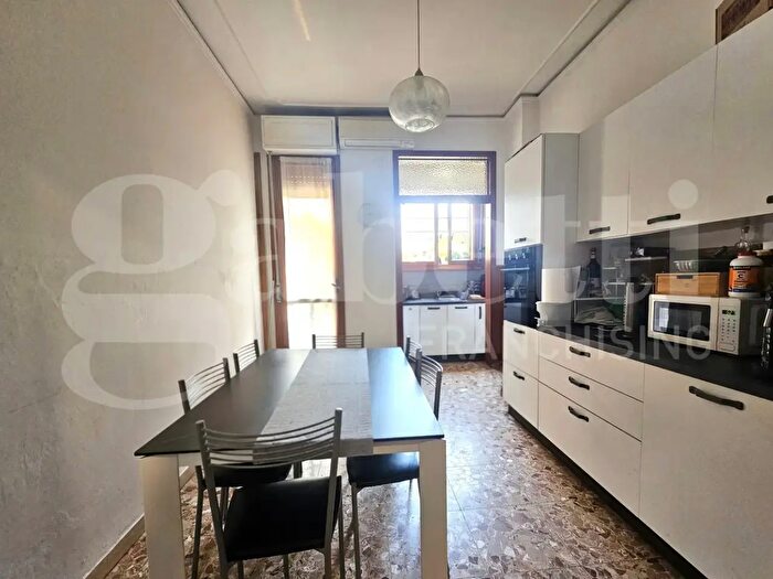 Appartamento quadrilocale in vendita in Via Cetino, Campi Bisenzio