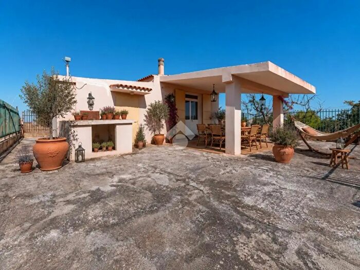 Casa trilocale in vendita in Contrada Martucci, Conversano