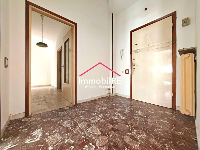 Appartamento trilocale in vendita in Reggio Emilia