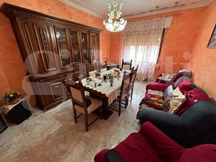 Appartamento con 5 locali in vendita in Cavarzere Via dei Martiri, Cavarzere