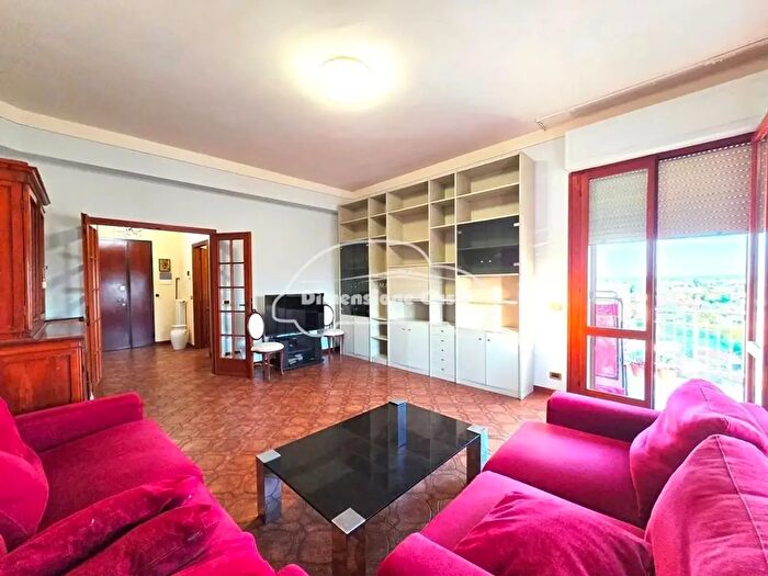 Appartamento con 5 locali in vendita in Altopascio