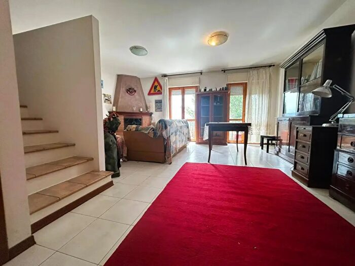 Casa trilocale in vendita in Via dei Lillà, Perugia