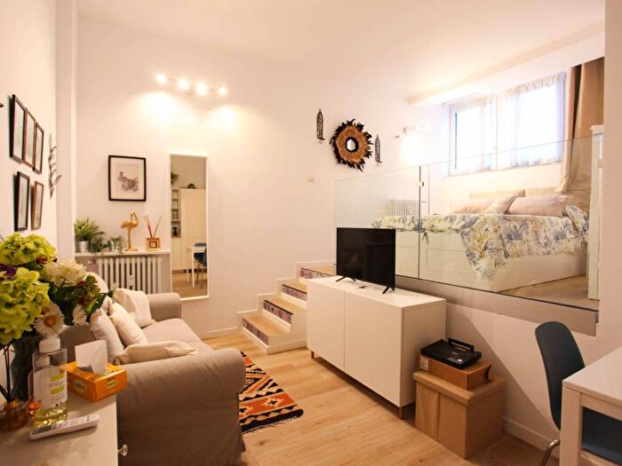 Appartamento monolocale in affitto in Via Luigi Manzotti, Dergano, Milano