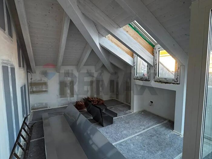 Appartamento bilocale in vendita in Via delle Rose, Milano