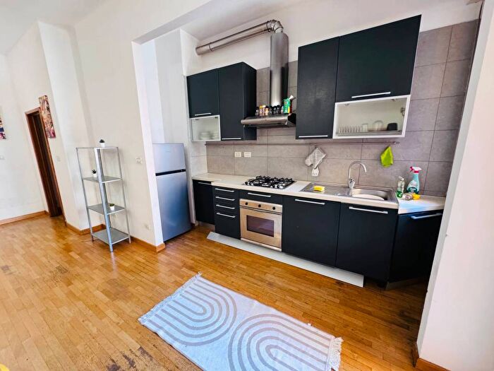 Appartamento trilocale in affitto in Via Francesco Todaro, Irnerio, Bologna