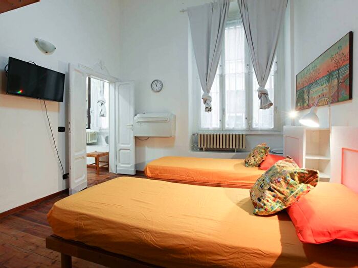 Appartamento bilocale in affitto in Via Ariberto, Corso Genova, Milano