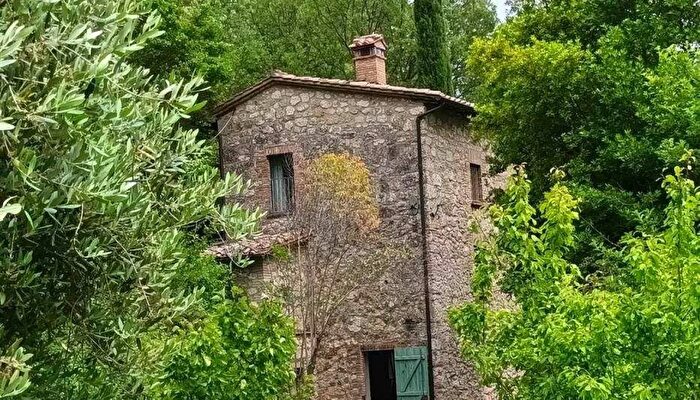 Casa in vendita in Cetona
