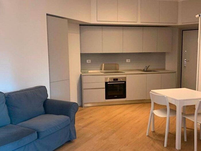 Appartamento bilocale in affitto in Via delle Forze Armate, Baggio, Milano