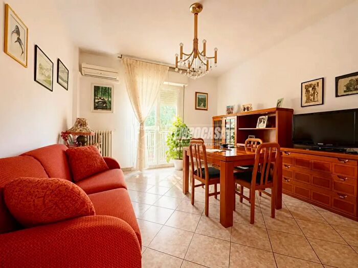 Appartamento quadrilocale in vendita in Rozzano