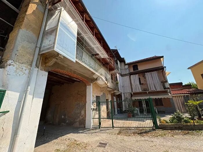 Case in Vendita e in Affitto - 3
