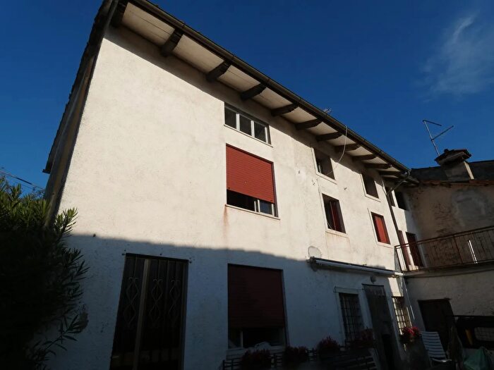 Casa con 5 locali in vendita in Schio