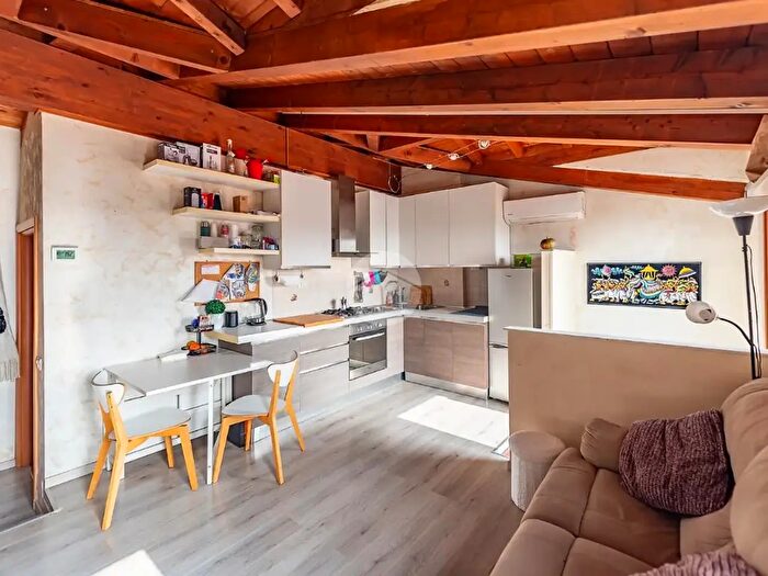 Appartamento bilocale in vendita in Via S Cosma, Uboldo