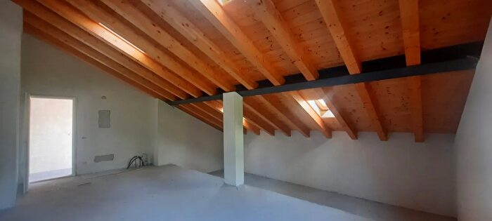 Appartamento trilocale in vendita in Via Montegrappa, Salzano