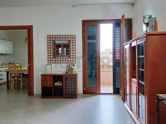 Appartamento con 5 locali in affitto in Via Padre Colombano, Capodrise