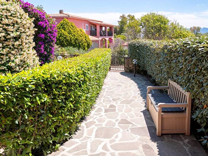 Casa trilocale in affitto in Via Binzolas, Pittulongu, Olbia