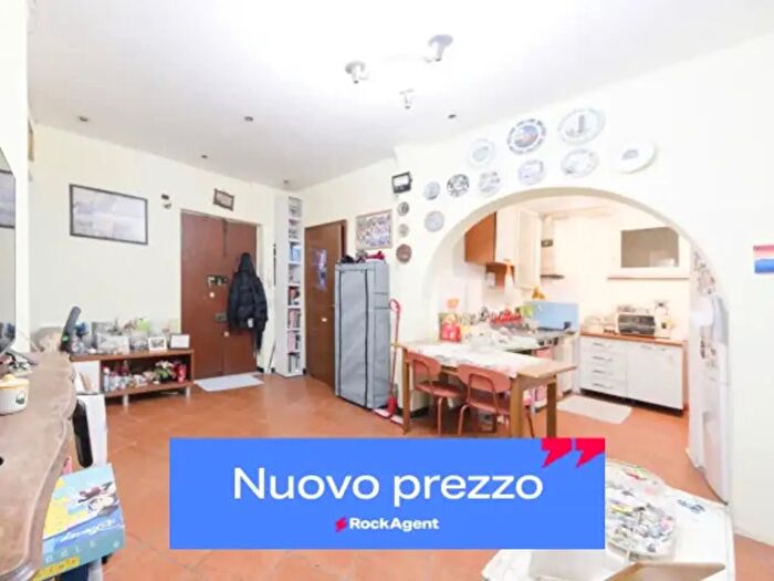 Appartamento trilocale in vendita in Vico Giannini, Genova