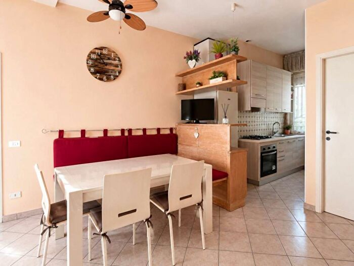 Appartamento quadrilocale in affitto in Lido di Camaiore, Camaiore