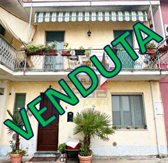 Casa quadrilocale in vendita in Via degli Orti, Formigara