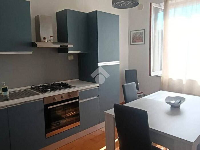 Appartamento quadrilocale in affitto in Località Collicelli, Castel Ritaldi La Bruna, Spoleto