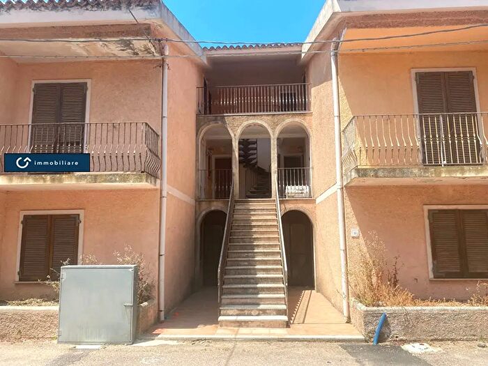 Appartamento trilocale in vendita in Via Paolo Mazza, Trinità d'Agultu e Vignola