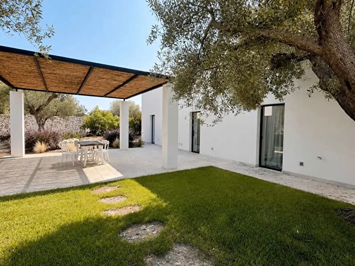 Casa trilocale in vendita in Cda Tamburroni Sn, Ostuni