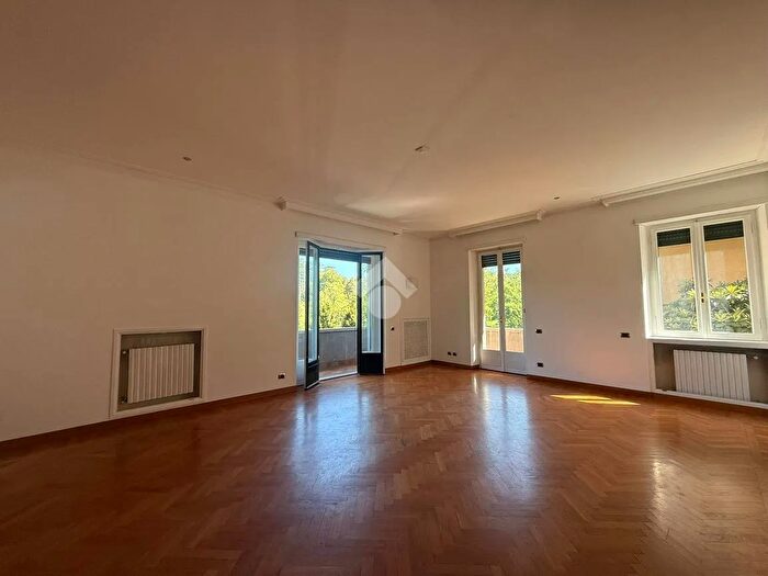 Appartamento quadrilocale in affitto in Via Panama, Roma