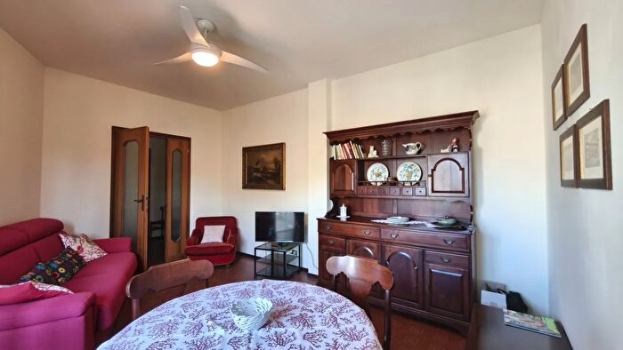 Appartamento trilocale in vendita in Via Bonmoschetto, Sanremo